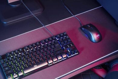 Questa tastiera gaming con LED RGB ha ottimi voti e costa appena 19€!